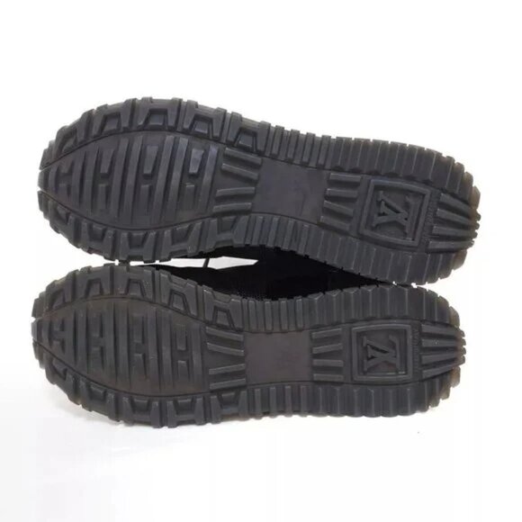 100% Authentic LOUIS VUITTON Run Away Sneaker Noir Women's Sneakers 692-101824 - Picture 4 of 6